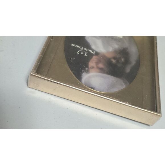 Vintage Intercraft Shadowbox Picture Frame-5x7" Oval Metal Tabletop & Wall NEW - Picture 6 of 11